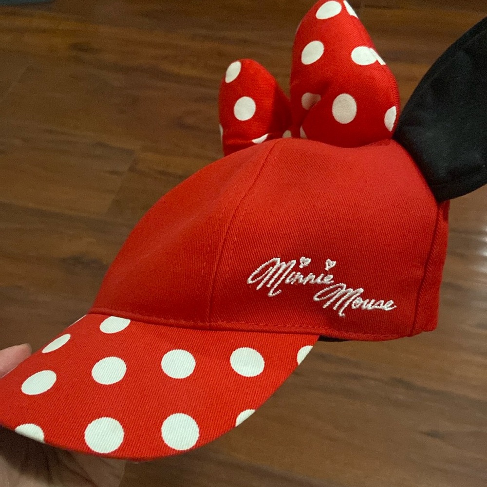 Minnie Mouse cap